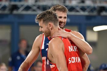 OL i Paris, sandvolleyball: Anders Mol og Sørum kjørte over Italia