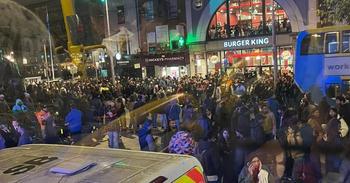 Dublin in chaos as hundreds flock to city centre for Halloween parade that doesn't exist