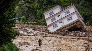 Meer dan 200 doden door overstromingen Nepal